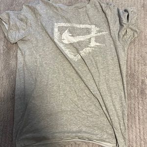 Grey Nike baseball tee shirt
